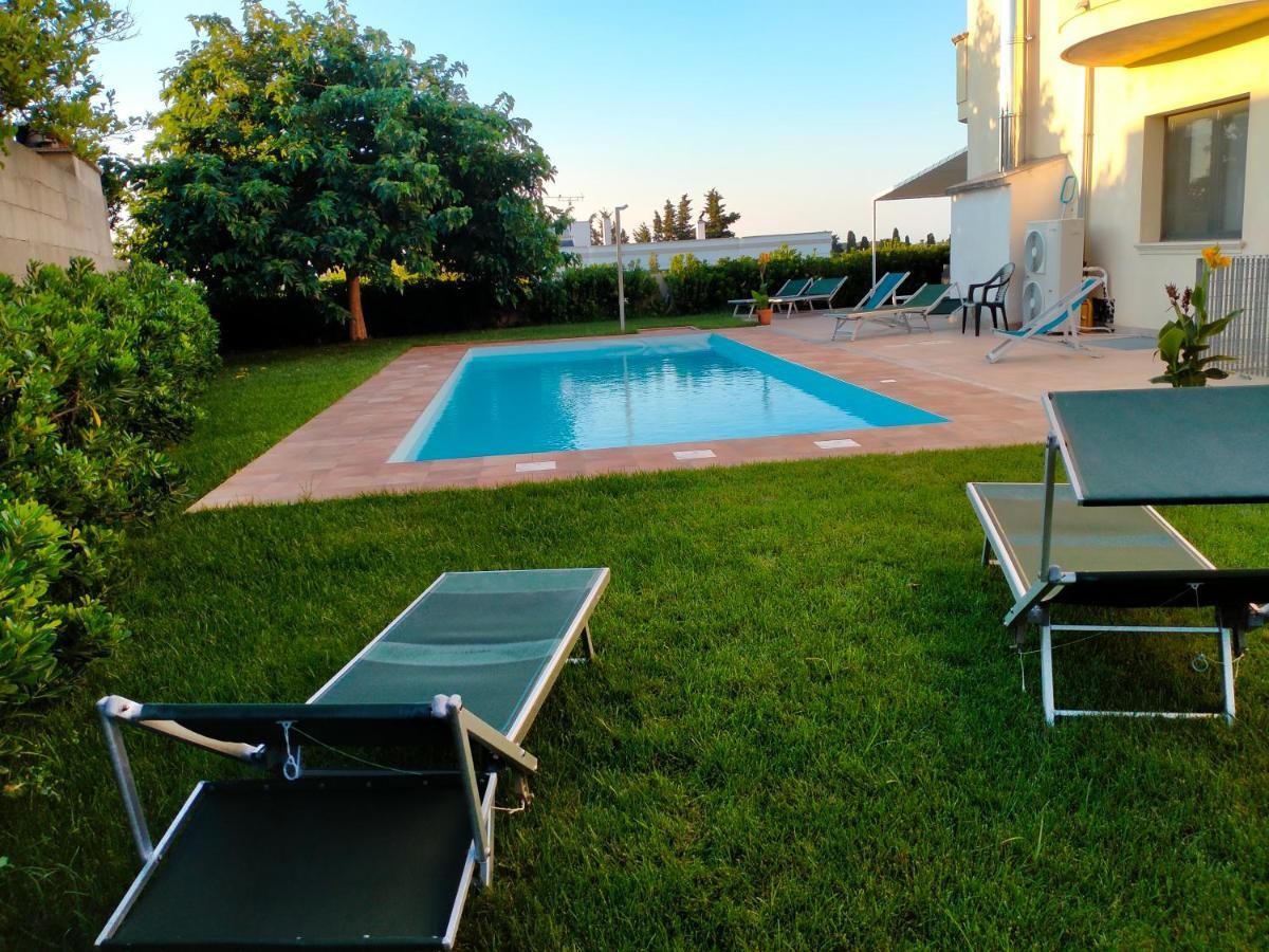 B&B Hotel Helios Uggiano La Chiesa Dış mekan fotoğraf