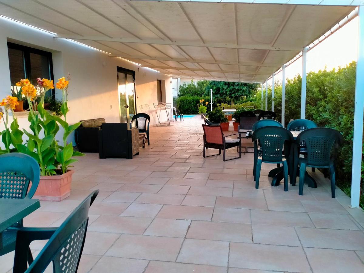 B&B Hotel Helios Uggiano La Chiesa Dış mekan fotoğraf