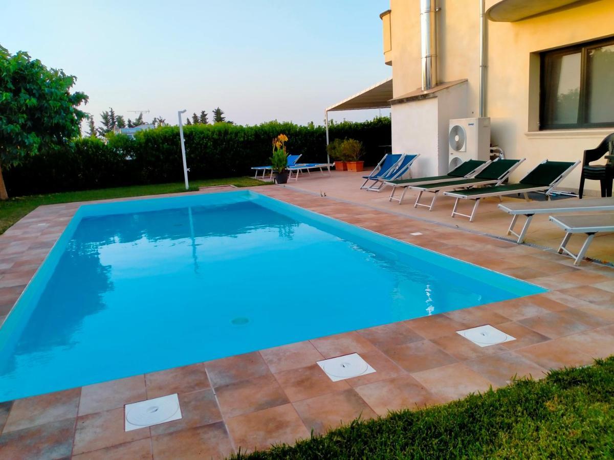 B&B Hotel Helios Uggiano La Chiesa Dış mekan fotoğraf